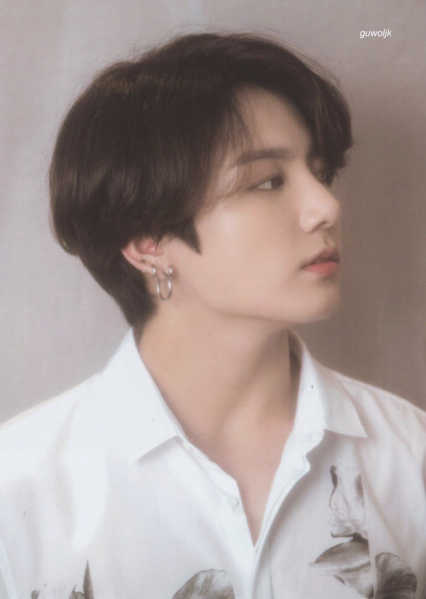 guwoljk's tweet photo. (scan)
summer package 2019
#지민 #정국 https://t.co/OC6Rw0c6xn