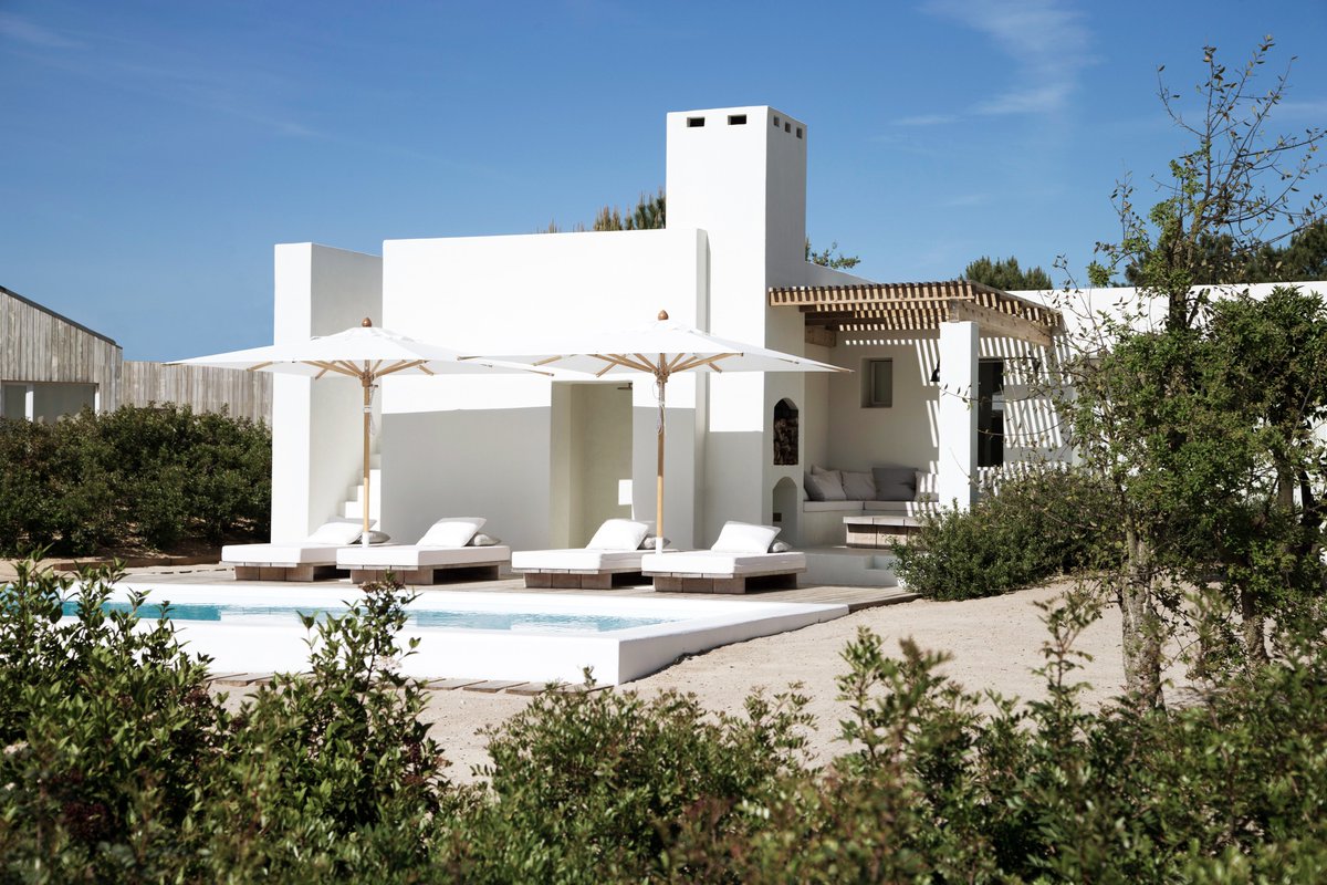 am residences tweet media