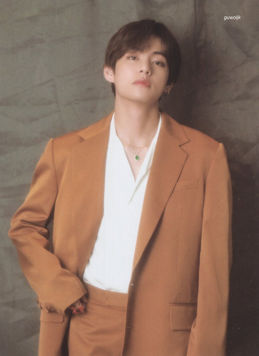 guwoljk's tweet photo. (scan)
summer package 2019
#남준 #태형 https://t.co/zFbtebDhw2