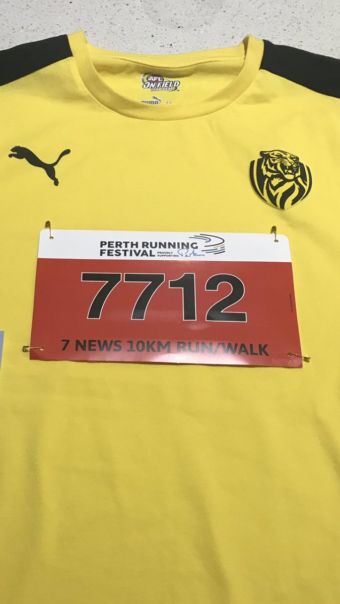 SteveBarwick3's tweet photo. Shirt sorted for tomorrow’s run. #gotiges #perthrunningfestival https://t.co/dyvywywlwv
