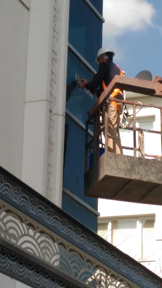 turgutaltinok06's tweet photo. Keçiören Belediyemiz çok yakında bir İLKE daha imza atacak!
TEPEBAŞI KEDEM KURS MERKEZİ' nde tüm birimlerimiz el birliğiyle çalışıyor!📒📝 https://t.co/SLBxAbv0M3