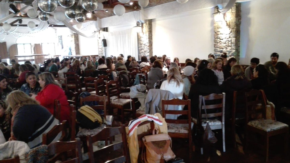 Maestros y Directores de Tiempo Completo en jornada de cierre de Curso I. Se trata de pensar la escuela del SXXI con extensión del tiempo entre todos y desde cada territorio escolar. Felicitaciones a los cursantes y formadores