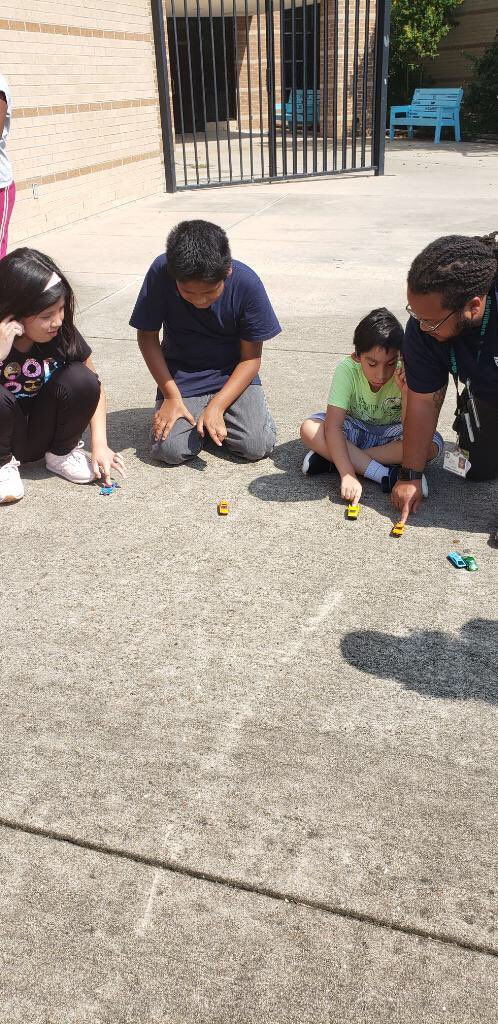 MrHarrisC115's tweet photo. We also completed our Science unit about doing work so we tested out which items were easiest and hardest to push or pull. #BeWillbern #Bedifferent https://t.co/kkG1QfNJta