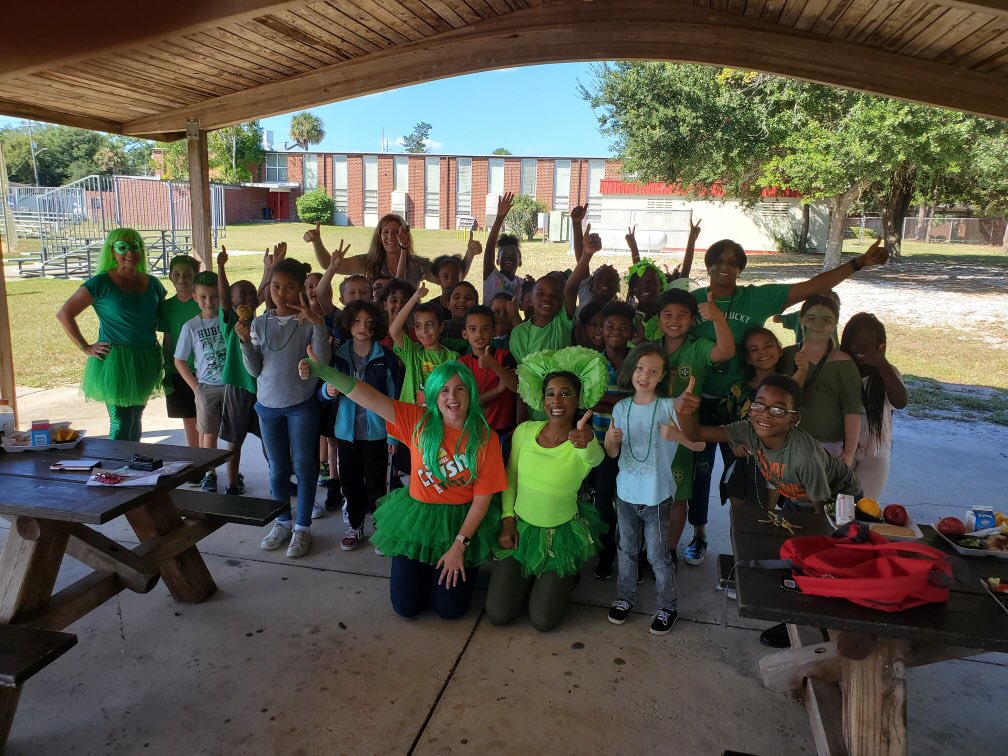 LakeLucina's tweet photo. #CelebrateStudentSuccess #AchieveTheGreen #Acaletics #Achieve3000 #MathGrowth #LexileGains #LitForLearning #GreenParty @ACALETICSMath @DuvalSchools https://t.co/g5AAXBeCss