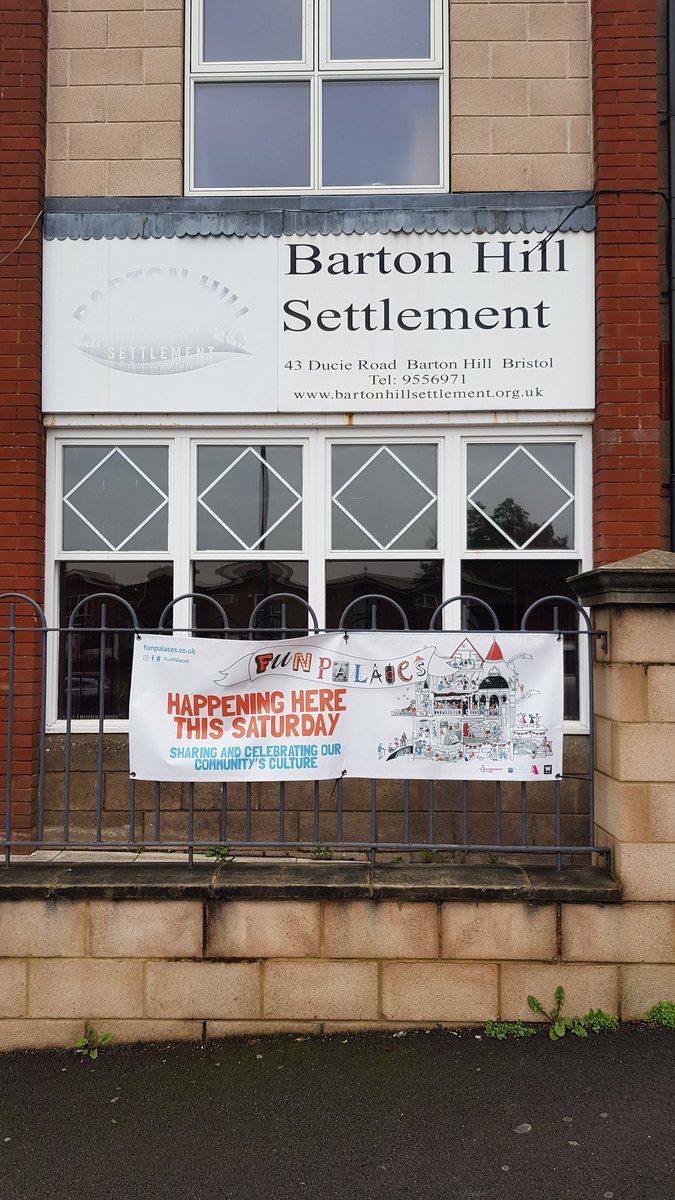 Fun_Bristol's tweet photo. Free activities in health, science, art and craft @BHillSettlement are going on till 4pm! Join us for a cup of tea, a chat, and something fun. There are cupcakes too... https://t.co/lU48uWc46C