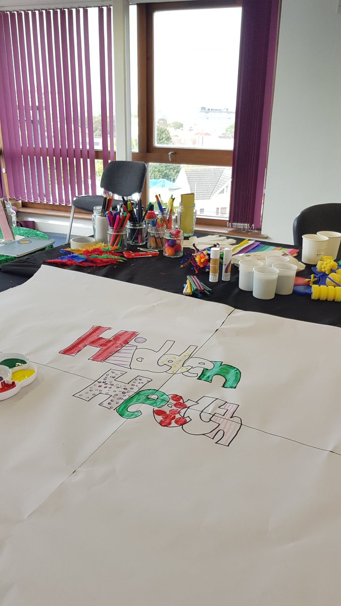 Free activities in health, science, art and craft @BHillSettlement are going on till 4pm! Join us for a cup of tea, a chat, and something fun. There are cupcakes too...