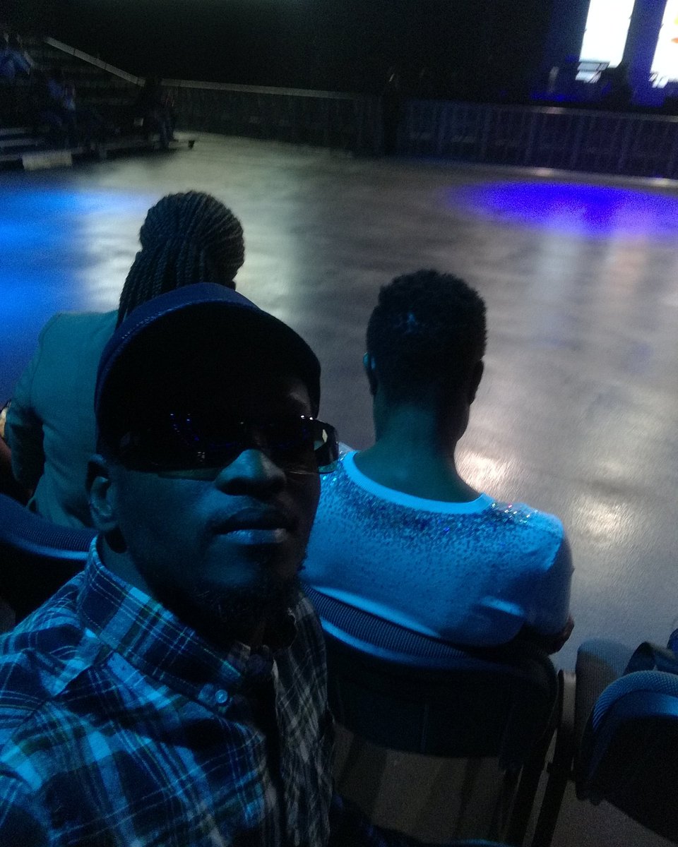 billysigudla1's tweet photo. 5min #music #MagicMusicSessions #MagicalPerformance #5October2019 @timesquareza @VertexEvents 🎼🎵🎶🎤🎷🎸🎹🎻🎺🥁🔥🔥🔥 #goldencircle https://t.co/qqZRxRUPcc