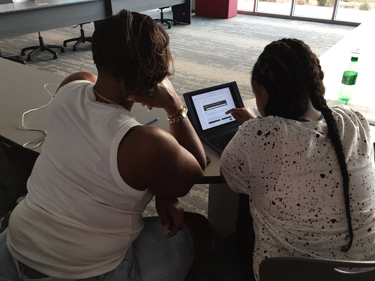 CcmrMshs's tweet photo. MSHS CCMR: Financial Aid - seniors &amp; parents come complete your FAFSA/TAFSA today. From 9:30-11:30, support in the CCMR.  See you there!  #@manorccmr  #@gobegreat https://t.co/GRnEbpSWCS