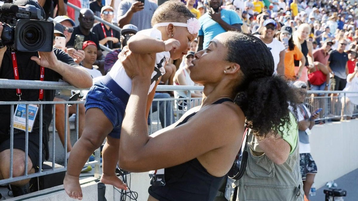 Nike dropped Allyson Felix for getting pregnant. 10 months after her emergency C section, she not only returned with a baby girl but also beat Usain Bolt's world record title 
#WomenPower #MotherhoodRising
ps:and of cos Nike has changed the pregnancy clause in their contract now