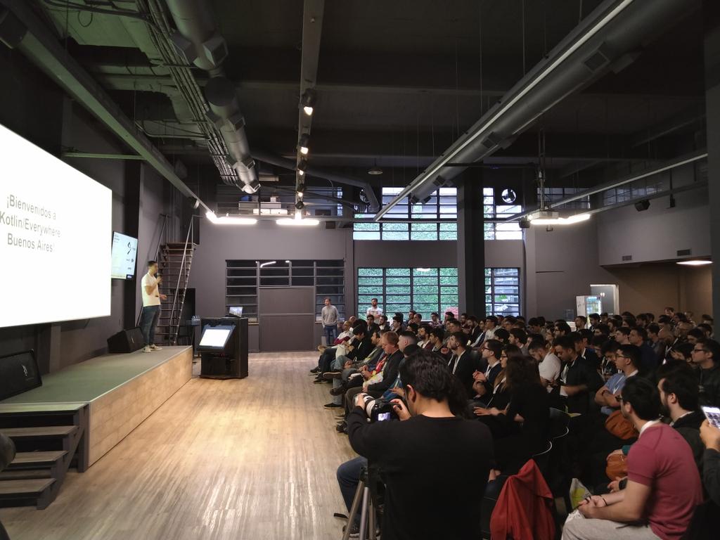 nglauber's tweet image. 200 people today in #kotlineverywhere in Buenos Aires 🇦🇷 🎉