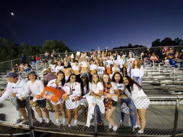 orangefevernshs's tweet photo. It’s #HoCoWeek2019 -get FIRED UP Orange Fever & Fam!! 🍊🔥
Hampton Oaks ES is visiting Friday so let’s show them what we do!!
https://t.co/mDEVWf5lBT
#SpiritSquadGoals #SpreadTheFever @NSHSWolverines @DanHornick @IvanJAranha @decarliscps @AllenHicks66AP @HamptonOaksElem https://t.co/XQhueWbANZ