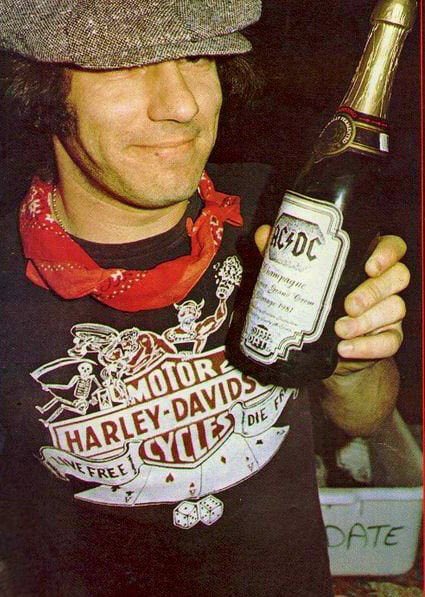 Happy birthday to this powder keg of vocal power! Brian Johnson turns 72 today.
We salute you!  