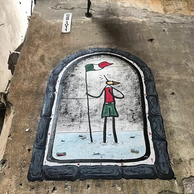 NapoliStreetArt's tweet photo. EXIT-ENTER @exit.enter.k #exitenter #Italia #italy #pinocchio #bugie #migranti #migrants #europe #umanità #dirittiumani #sea #nazioni #confini #art #streetart #streetartporn #streetartglobe #napolistreetart #streetartglobe #streetartwork https://t.co/GtnAumfOp8 https://t.co/TQe35mHxJb