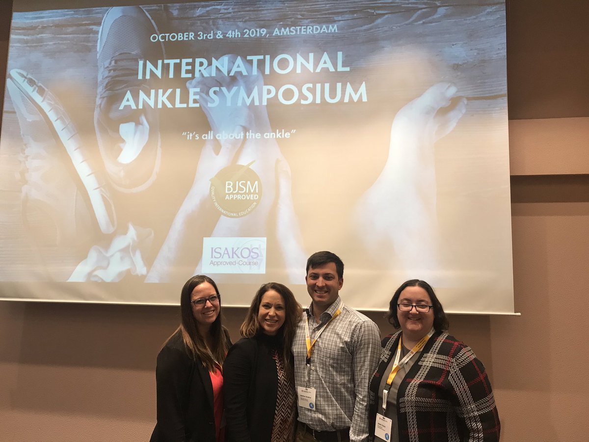 emilyhallphdatc's tweet photo. Research Family @cdsteele @MSD401 @JanetSimon51 #IAS2019 https://t.co/aH8FBkkFK9