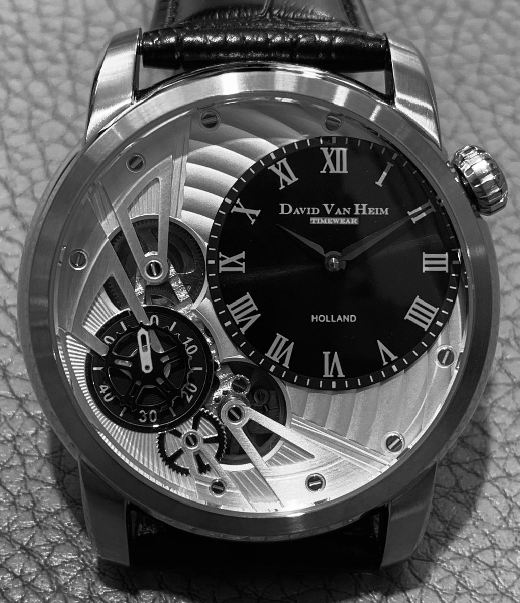 cusius's tweet image. From our Dutch designer a great affordable watch from David Van Heim . A concentrate of beauty and technology, the elegance of a mechanic watch with a quartz movement assolute precision!