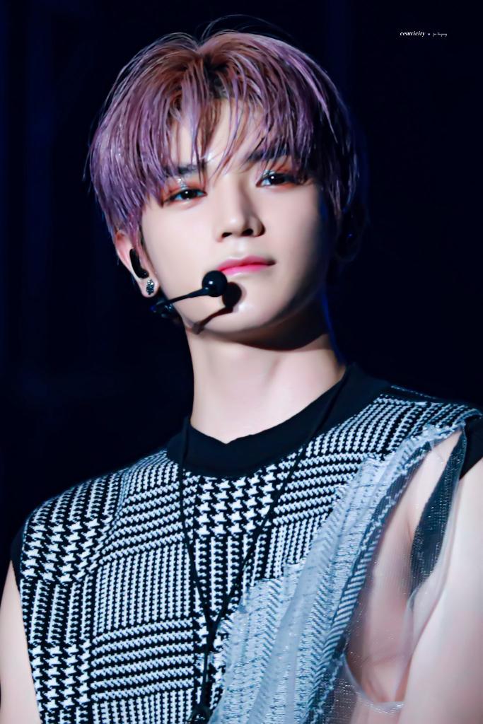 LTY701_INTL's tweet photo. [HQ] 190921 #NCT127 #TAEYONG 
cr: centrici_ty https://t.co/nfEqsppVi2