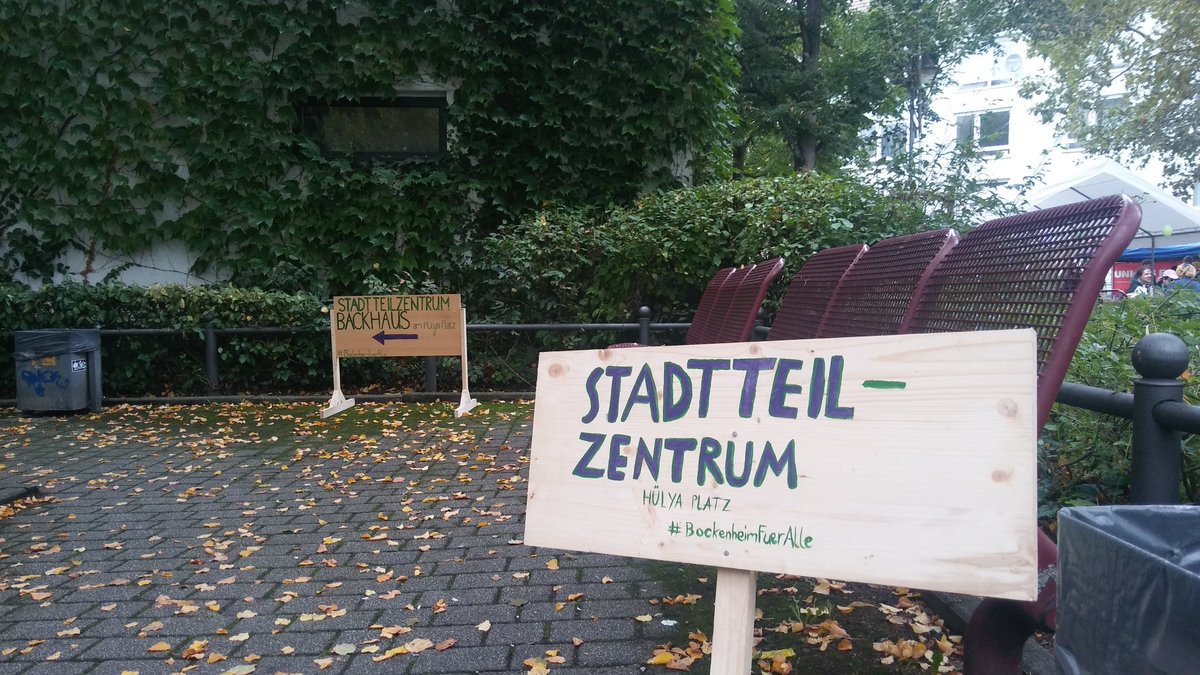 anarchie_ffm's tweet photo. Das Backhaus ist eröffnet!
#ffm0510 #BockenheimFürAlle #Bockenheim #besetzen #ffm #BackhausBleibt #SolidarischesBockenheim #bÄckiBleibt https://t.co/Iniiik5TcW