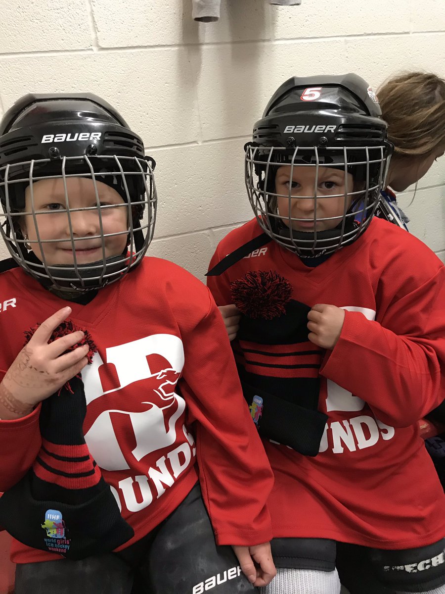#worldgirlsicehockeyweekend thanks #NDHounds #IIHF
