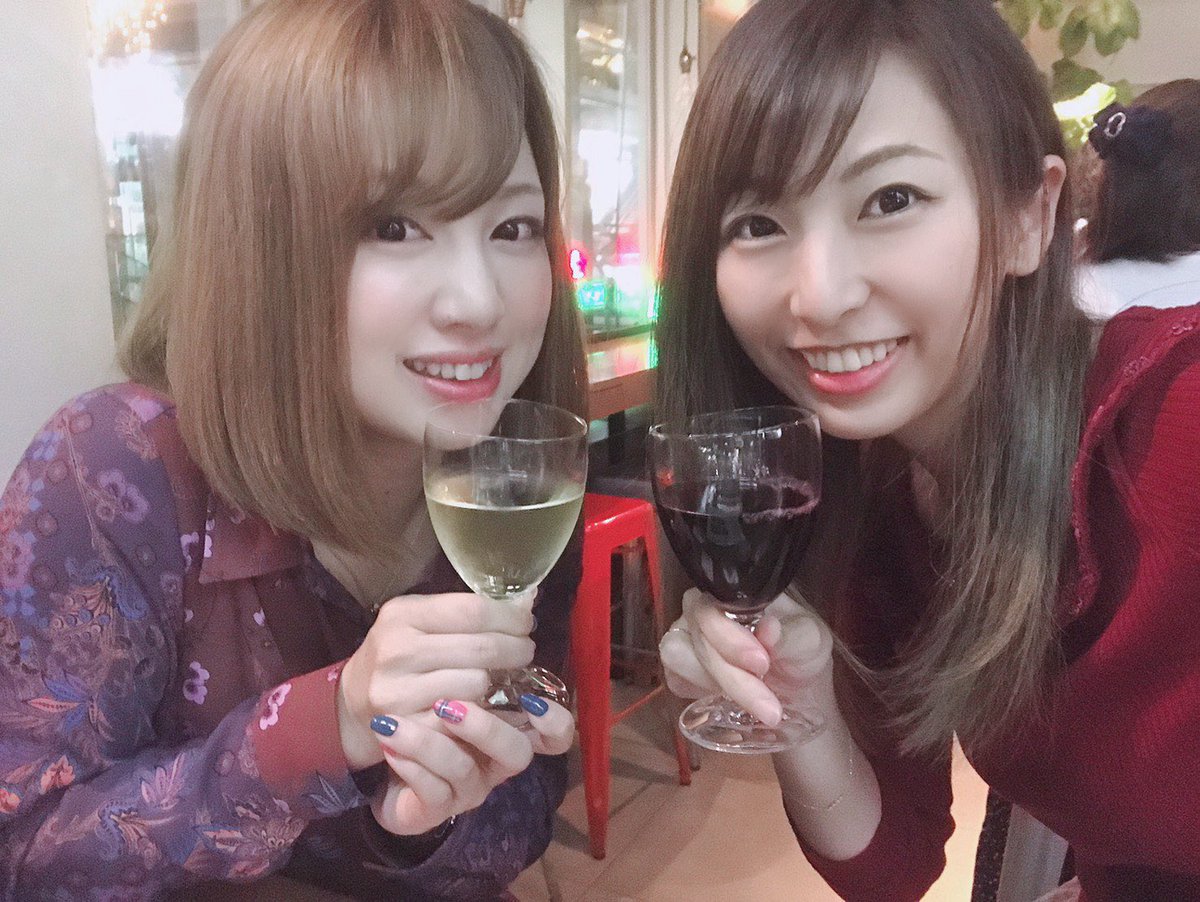 玉ちゃん 佐賀帰りに帰りに偶然会ったみさおちゃん 酒が進んでこんな時間 尽きることのない女子トークとくだらない話 そんな時間を大切にしていきたいと思いました 青森県 玉みょん