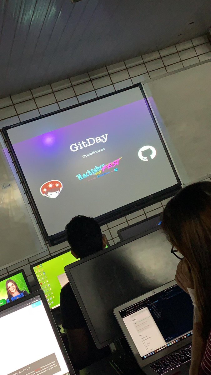 GITDAY - Evento bem bacana promovido pela galera do <a href="/pyladiesfort/">PyLadies Fortaleza</a> 👏🏽  <a href="/pyladies/">PyLadies</a> <a href="/PyLadiesBrasil/">PyLadies Brasil</a>