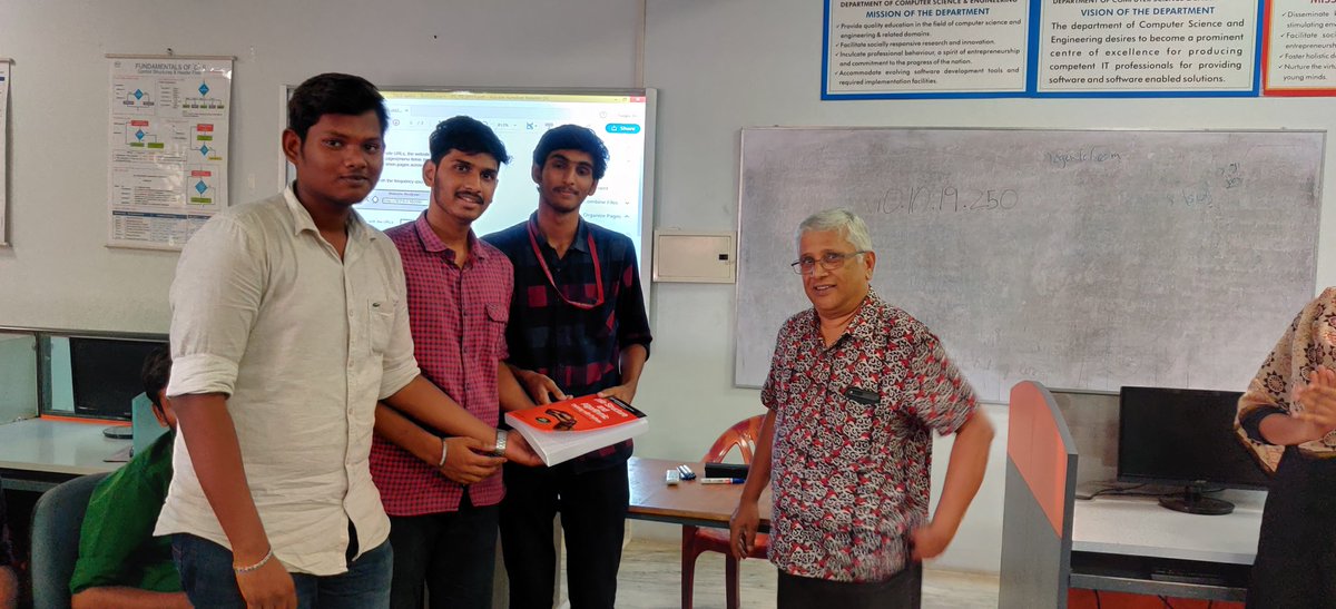 ashish_che's tweet image. The team with the best flask app in today&apos;s #build2learn session @KCGtechnology @dorait