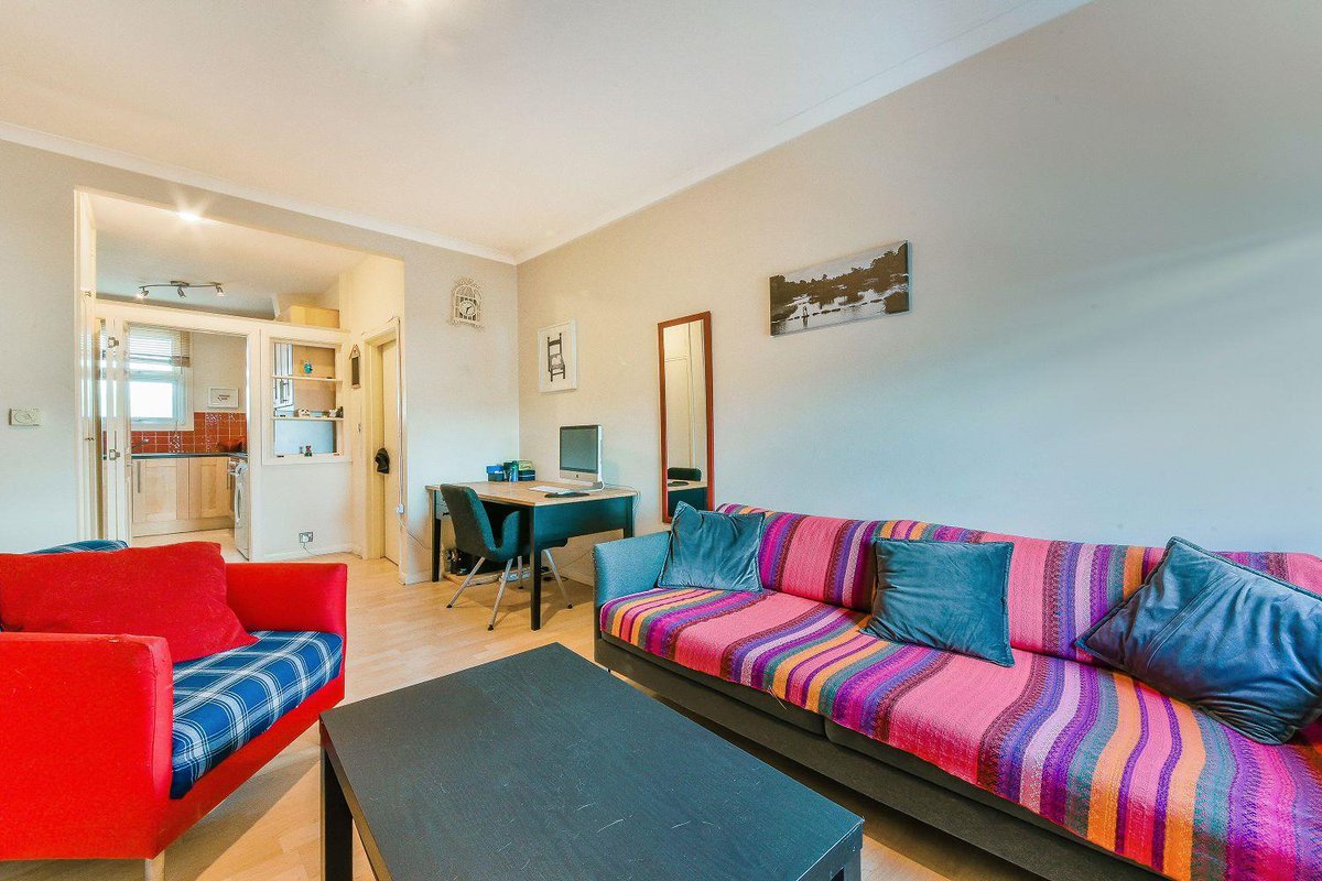 Upper Tooting haart tweet media