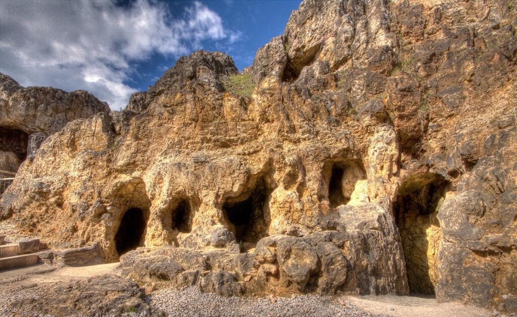 Looking for a Welsh day out brimming with exciting attractions for the kids? #Caernarfonshire is the place!
⛏️Great Orme Mines (📸) 
🧗‍♂️Go Ape
🚂Ffestiniog Railway Harbour Station.
➡️kidsdaysout.co.uk/kids-days-out-…