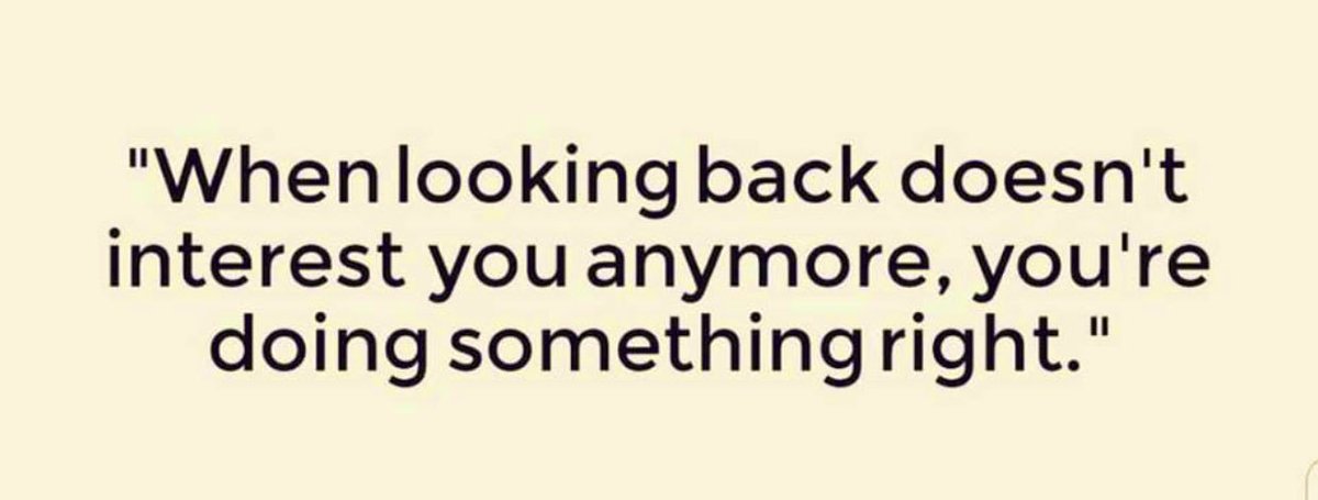 carlaacarlson's tweet photo. “When looking back doesn’t interest you anymore, you’re doing something right.” #LovingForward #Motivation #CarlaTexRealtor #ThinkBIGSundayWithMarsha https://t.co/yr1AigEWAH
