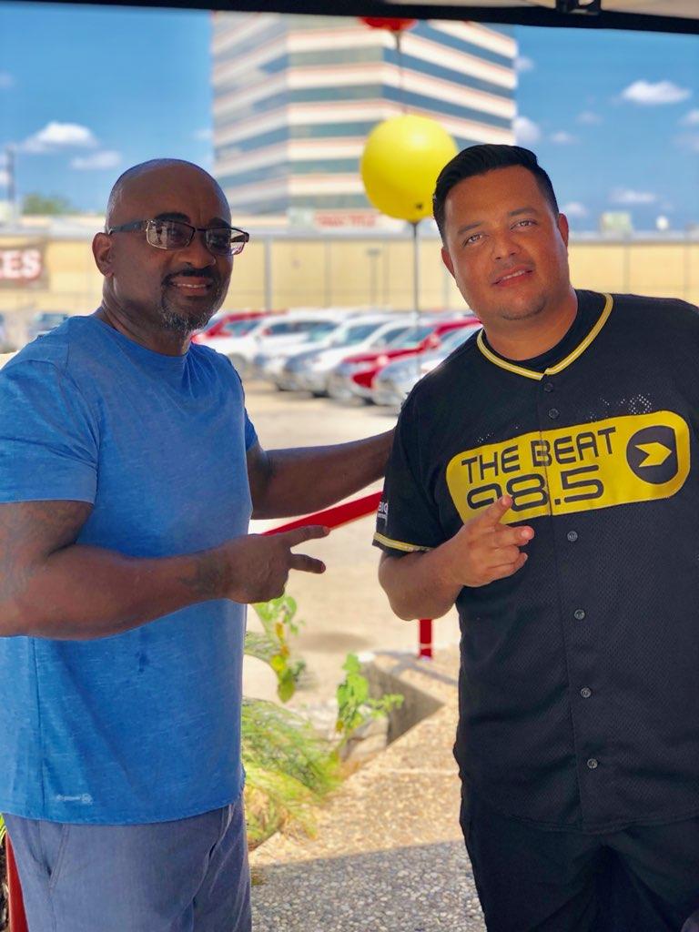 WickedBrisket's tweet photo. @djhammburger and @WickedBrisket owner at @missionmitsu. #FoodHeaven @djhammburger what did you think? https://t.co/re1sb7sF1M