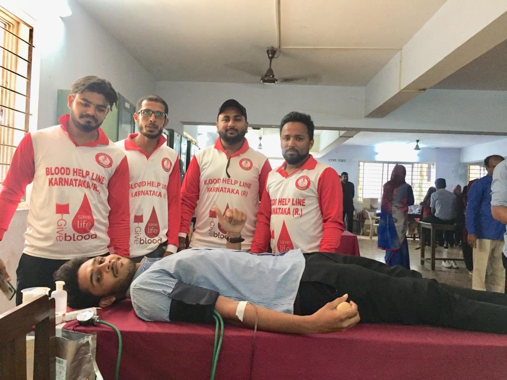 BloodHelplineK3's tweet photo. Successfully organized #BloodHelplineKarnataka And Badriya first Grade College Mangalore jointly organized #BloodDonationCamp at #Mangalore
On 3rd October 2019
#Kmc_Hospital
#LetsBecomeBloodRelatives
#Mangaluru https://t.co/6CqK9gZTB1