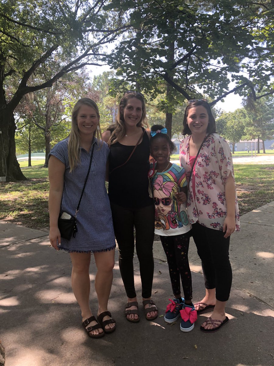 N_RobbinsAdams's tweet image. Wishing the happiest of birthdays to one of our @Greenspt_aldine Owls! Thank you for inviting us to be a part of your birthday celebration! ❤️ #teachingafterhours #buildingrelationships