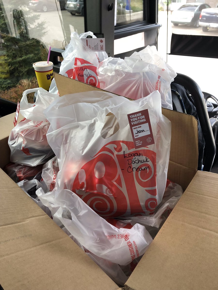 Thank you to Jenn and all her crew at <a href="/BPGasAlley/">BP Gas Alley</a> from the <a href="/KofCHockey/">KC Hockey</a> Bantam AAA Squires for the top shelf service today. We hope more <a href="/AMBHL2/">AMBHL</a> teams on road trips take advantage of their amazing service. #ThankYou #GreatService #TakeOut #RoadTrip #ClubHockey