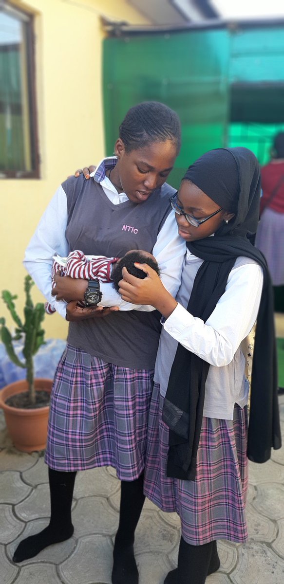NTICFOUNDATION1's tweet photo. Ntic foundation together with ntic students visited an orphanage home in Abuja. https://t.co/wqQdgAzCDw