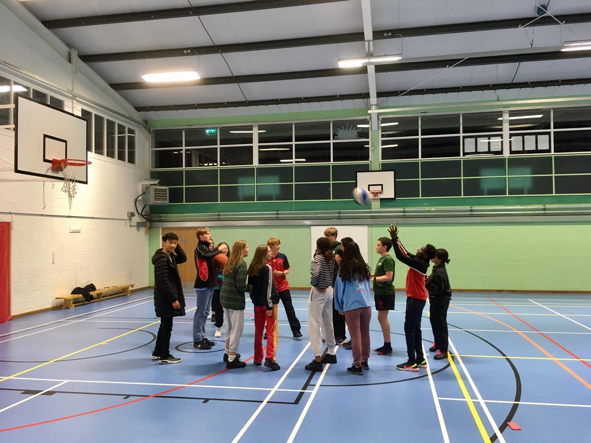 HaywoodsHouse's tweet image. A huge thanks to the Decem and staff for hosting an action packed 4th Form social tonight #boardingcommunity #goodtimes #saturdaysocials