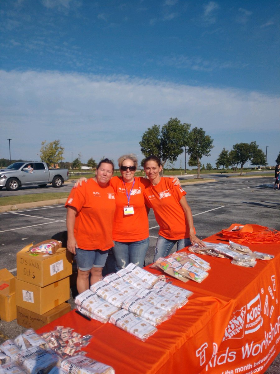 smith_helmer's tweet photo. Kid Workshop at the Down Syndrome walk 2019. Setup and ready to see all these lil blessings!
#team8445 #SWBEST
@GandySteven @LisaBatten4 @mikejak_8445 @jgonzalef https://t.co/3npmwtPZE9