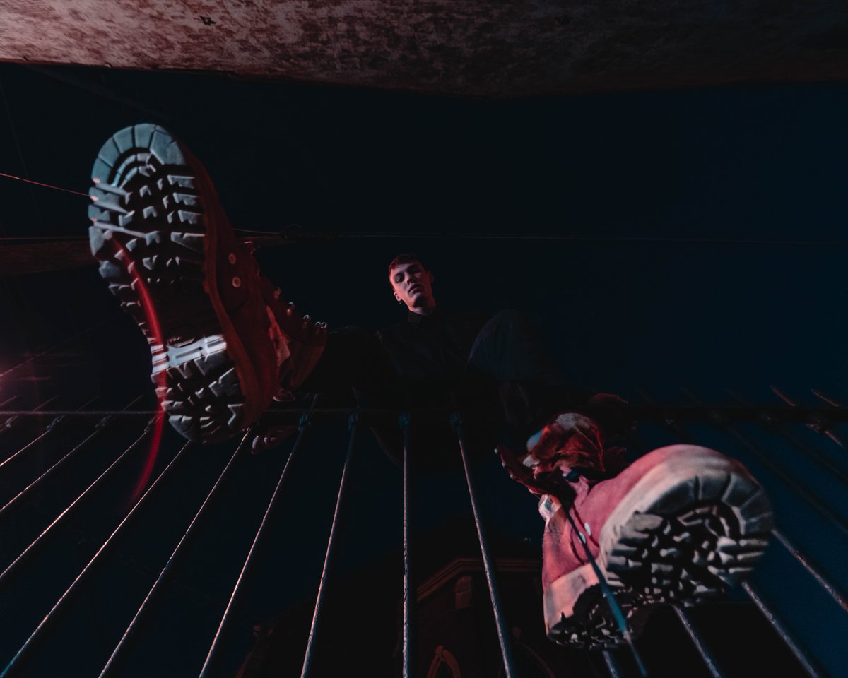 static_vin's tweet image. sad boi hours