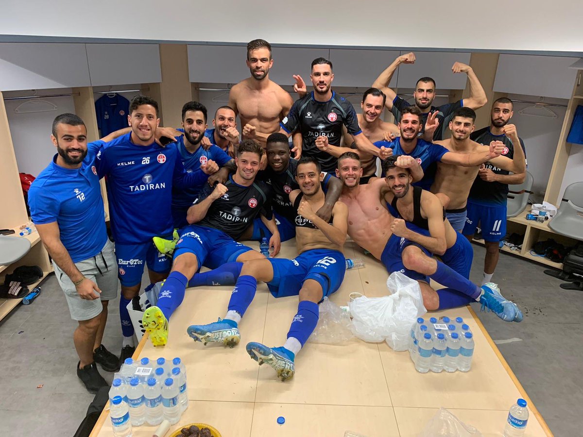 Excelente victoria en un campo difícil y agradecido con Dios por la oportunidad de estar jugando 🙏🏽💪🏽 
+3 Puntos 
Yalla ❤️🙌🏽
