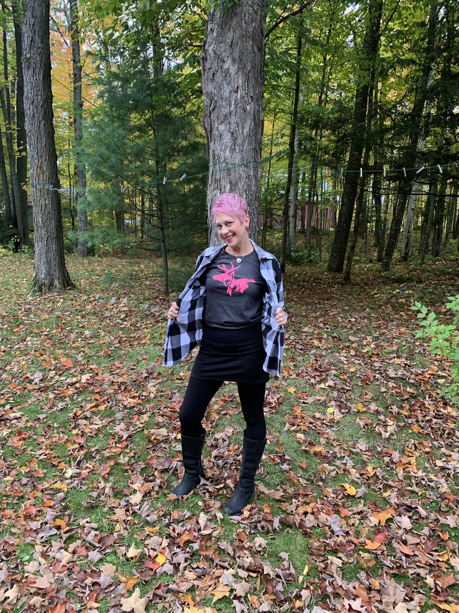 RealYoopers's tweet photo. They’re here! Get your U.P. breast cancer awareness shirt today.  Getz’s is carrying these shirts and donating 100% of the profit to The American Cancer Society. Thank you Getz’s you are Super Yoopers in the fight against cancer   @getzs @ACSMichigan #pink #yoopers #Cancer https://t.co/nxKBckhm6T