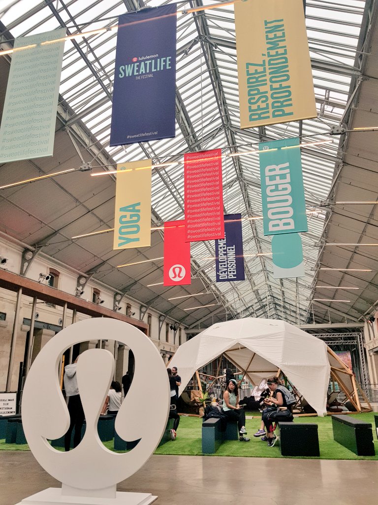 frenchieparadox's tweet photo. Merci @lululemon et surtout merciiii @Running_Heroes pour la belle journée au #Sweatlife19 #HappyYogi #HappyRunner #LoveYou https://t.co/K1tvJs2qQ4