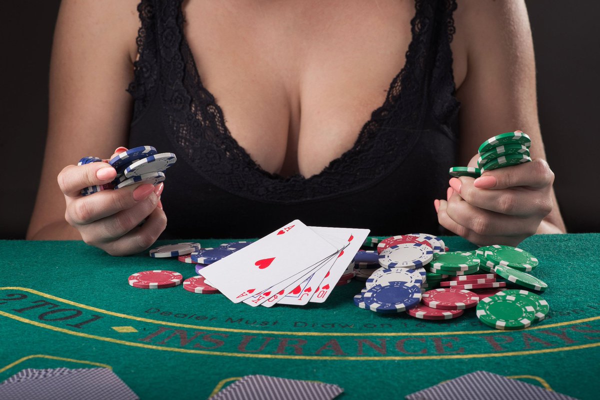 Amateur Strip Poker, Porn. 