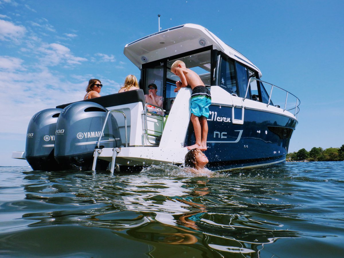 JeanneauAmerica's tweet photo. This may have been from a couple of weeks back --- but we are surely missing summertime here on the Chesapeake Bay. ⚓
📸 Matthew McOsker
#jeanneaupower #jeanneau #nc895 #jeanneau895 #hartmillerisland #boating #chesapeakebay #summertime #jeanneausummer https://t.co/VkOVOcbR6d