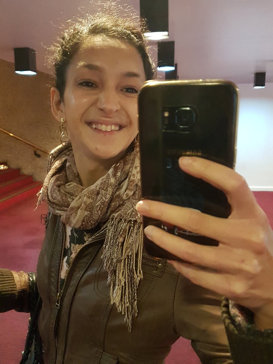 bleah_czema's tweet photo. Just a selfie of me grinning like a maniac because my face has been looking like a face for a month now, instead of the usual red, flare-y, unhealthy mess that it was, so yes, go face, stay strong, stay smooth, you're doing amazing sweetie!
#eczema #sensitiveskin #skinproblems https://t.co/5NICk79Wjz