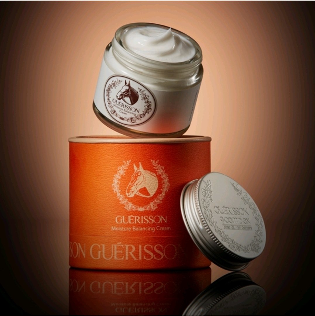 _1641092467202's tweet photo. #Guerisson 9 Complex Cream 70g.
สุดยอด #น้ำมันม้า #ลดเลือนริ้วรอย อุดมไปด้วย Ceramine ช่วยคืนความชุ่มชื่น ฟื้นฟูสภาพผิวให้เนียนนุ่ม แลดูเปล่งปลั่งกระจ่างใสกว่าที่เคย รอยดำ รองแดงจากสิว แผลเป็น ดูจางลง!!
🍁กระปุกละ 390฿
🍁ค่าส่ง 40฿/60฿
#พรีออเดอร์เกาหลี #สกินแคร์เกาหลี https://t.co/76shddsvPT