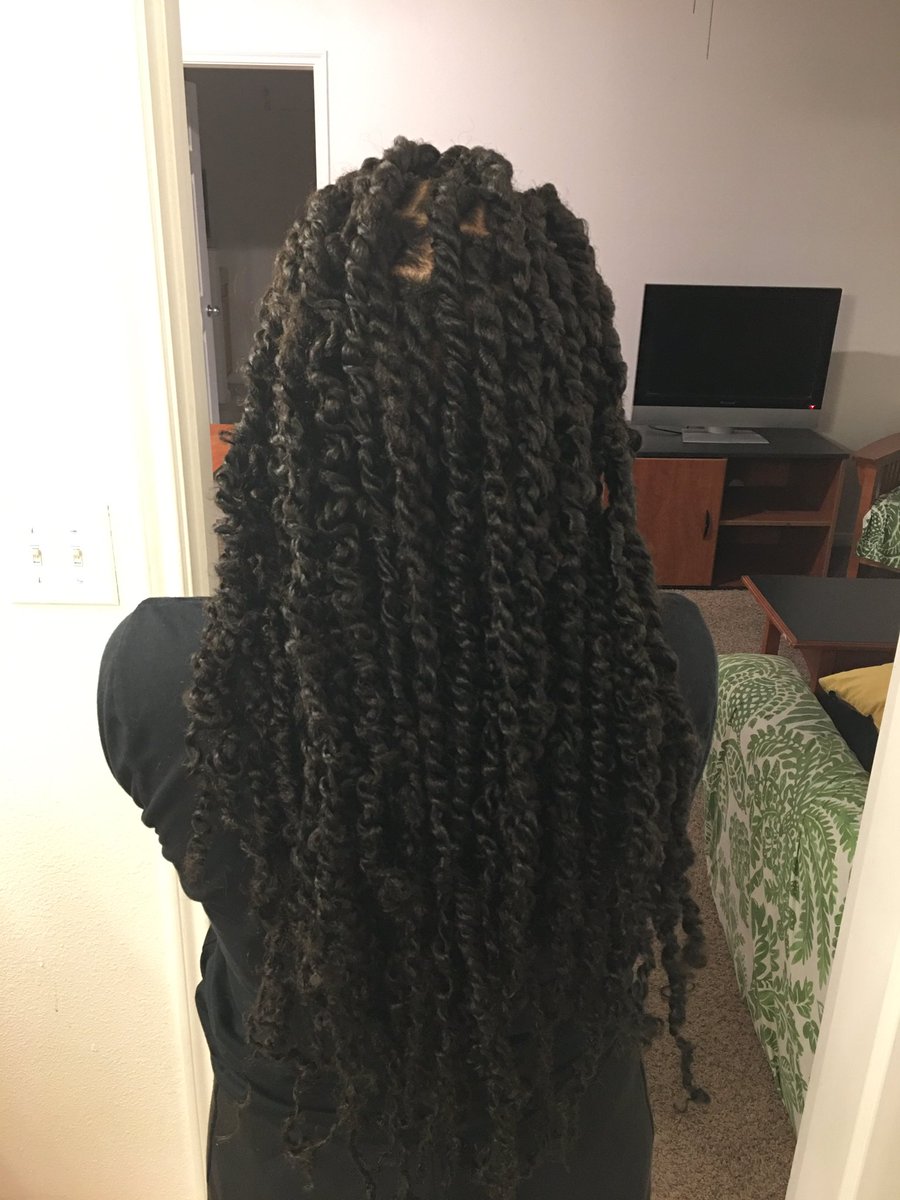 NaijaEssence's tweet photo. Back with some new context!!! 
Passion Twist!

•Freetress Waterwave crotchet hair
•18” but maneuvered the hair to make them longer
•7 packs used

#blackhairstylist #MSUTexas #Dallasstylist #Friscostylist #dfwstylist #dallasbraids #friscobraids #dfwbraids #blackgirlstylist https://t.co/oubMbTJ9l2
