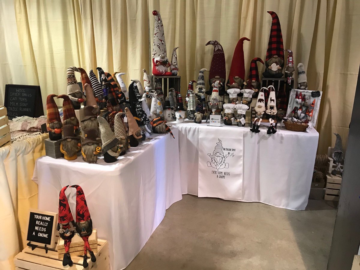 Whatz up gnomies!! Come see these amazing gnomes here at the BMC this weekend. Sat 10-5 and Sun 10-3. Free admission but non perishable food donations ate being accepted for the Barrie Food Bank.