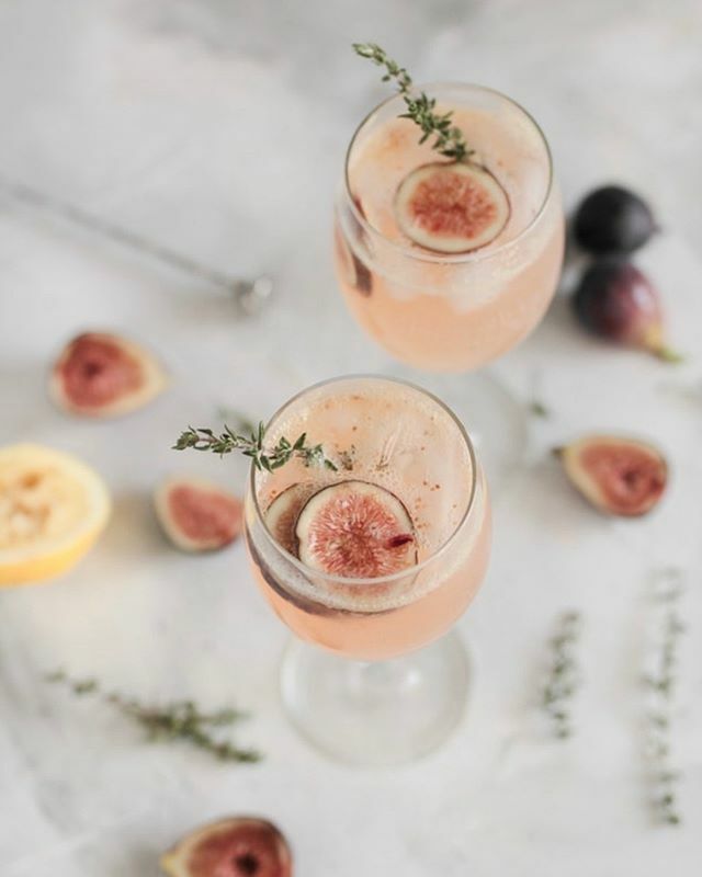 Inspiration du jour – Un petit cocktail en ce samedi gris, ça vous dit ? 🍸⠀⠀⠀⠀⠀⠀⠀⠀⠀
⠀⠀⠀⠀⠀⠀⠀⠀⠀
.⠀⠀⠀⠀⠀⠀⠀⠀⠀
.⠀⠀⠀⠀⠀⠀⠀⠀⠀
.⠀⠀⠀⠀⠀⠀⠀⠀⠀
📷 : Alexandra Golovac⠀⠀⠀⠀⠀⠀⠀⠀⠀
#cocktail#saturday#mood#inspiration#drinks ift.tt/2AGPQx9