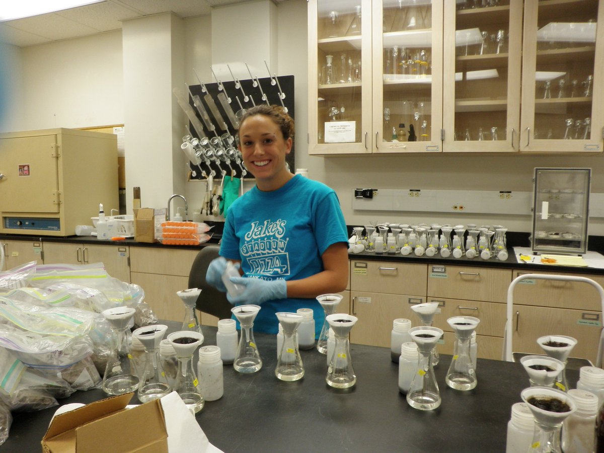 NitroSSTEM's tweet image. Learn more about our scholarships for talented biology, geoscience, and environmental engineering MS students with financial need and an interest nitrogen cycling science &amp;amp; management
usf.edu/nitroSSTEM/