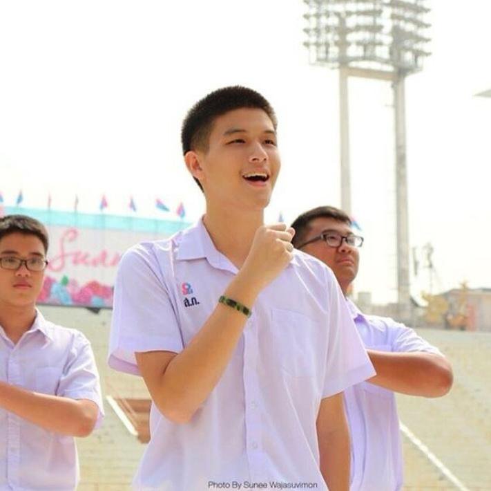 The_seas0n's tweet photo. ที่มาของคำว่าเติบโตมาอย่างมีคุณภาพ #รักฉุดใจนายฉุกเฉินEP10 https://t.co/dqqoBARJ0R