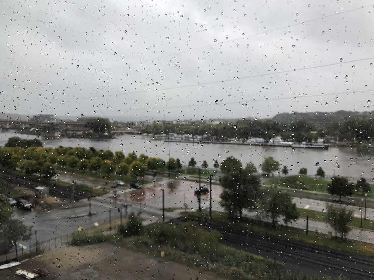 MinnesotaEE's tweet photo. It may be dreary outside, but we’re inside learning about being outside at MEEC! 😉 Thanks for being a great venue, @sciencemuseummn! https://t.co/QeFYh0pxN2