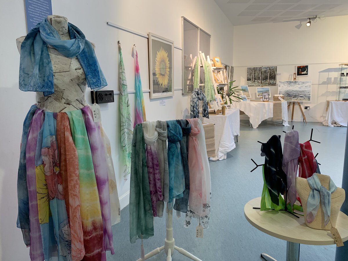 ArtEnglefield's tweet photo. This year’s @peacocktrail is underway! 🦚

We are here at @corshamcampus until Sunday 13th October, do come and visit 😊

I’m displaying my art alongside @ndaviscrafts Kate Peters - Prints and @TheBarkingHen

#Corsham #Wiltshire #peacockartstrail2019 https://t.co/DVCwOXJIrf